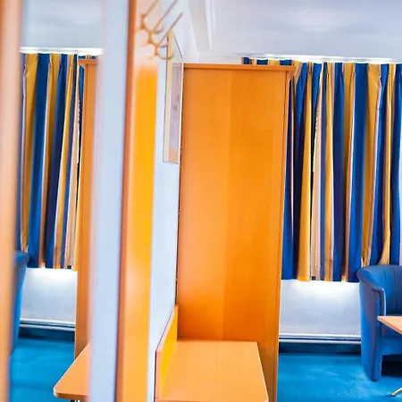 Professor Centrum 2*